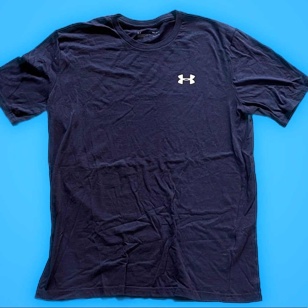 *Brand New* Under Armor T-Shirt (M)